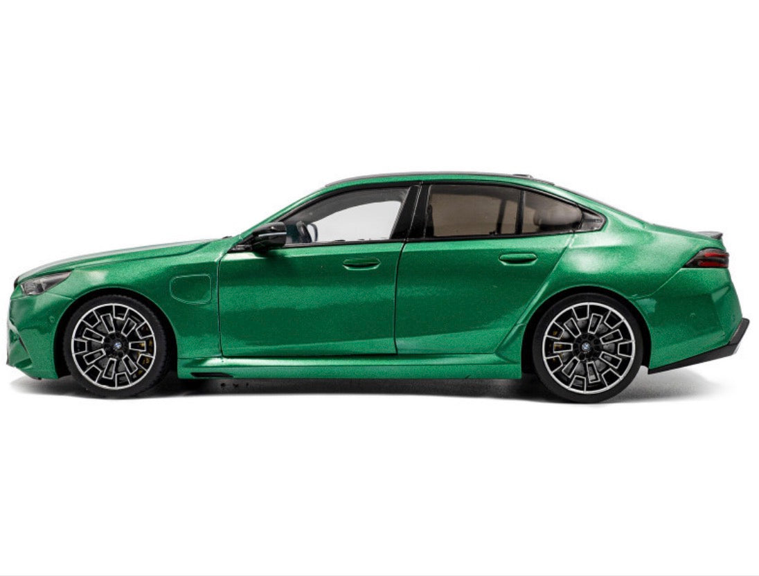 Solido 1:18 BMW M5 G90 Green