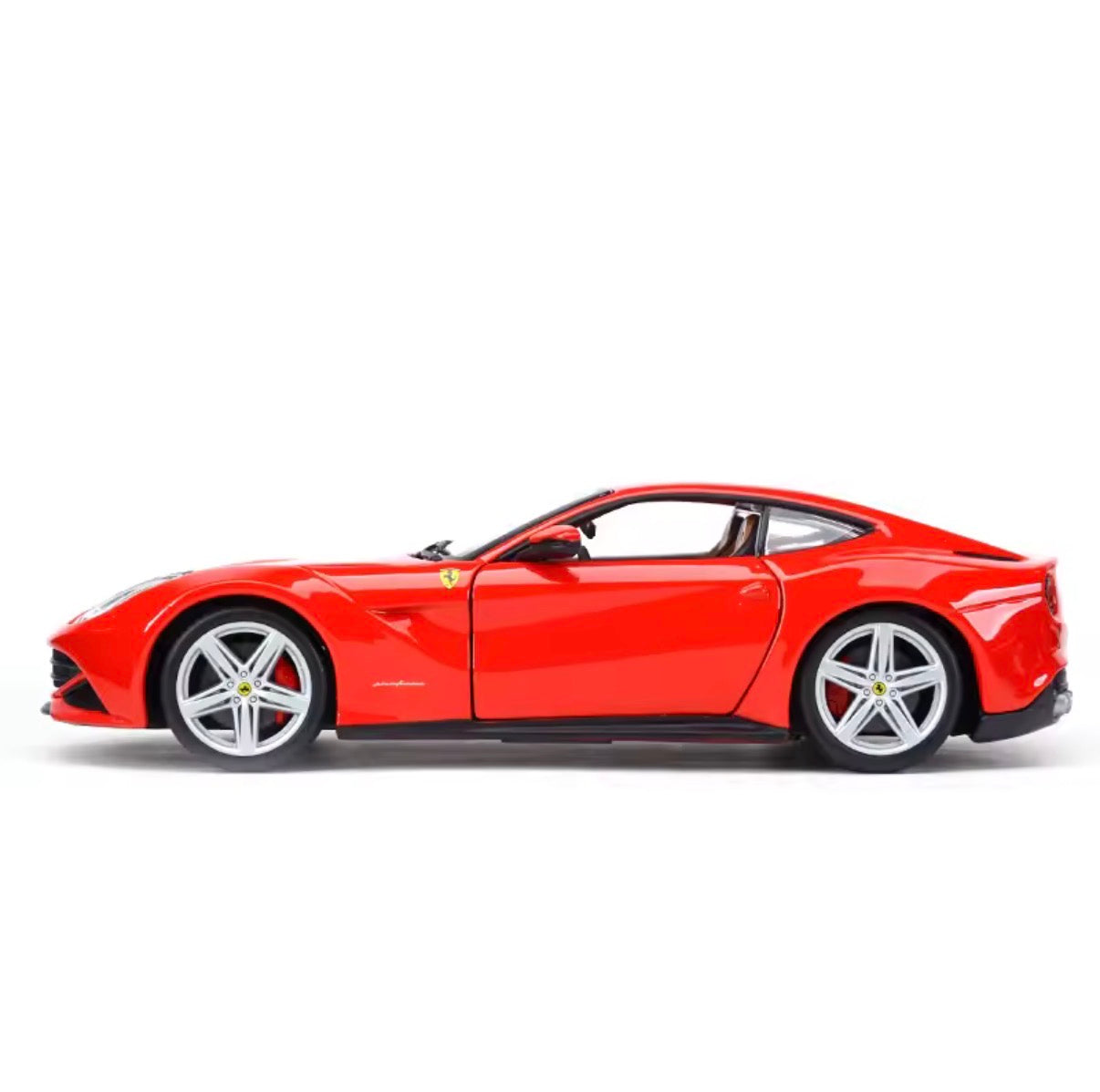 Bburago 1:24 Ferrari Berlinetta Red