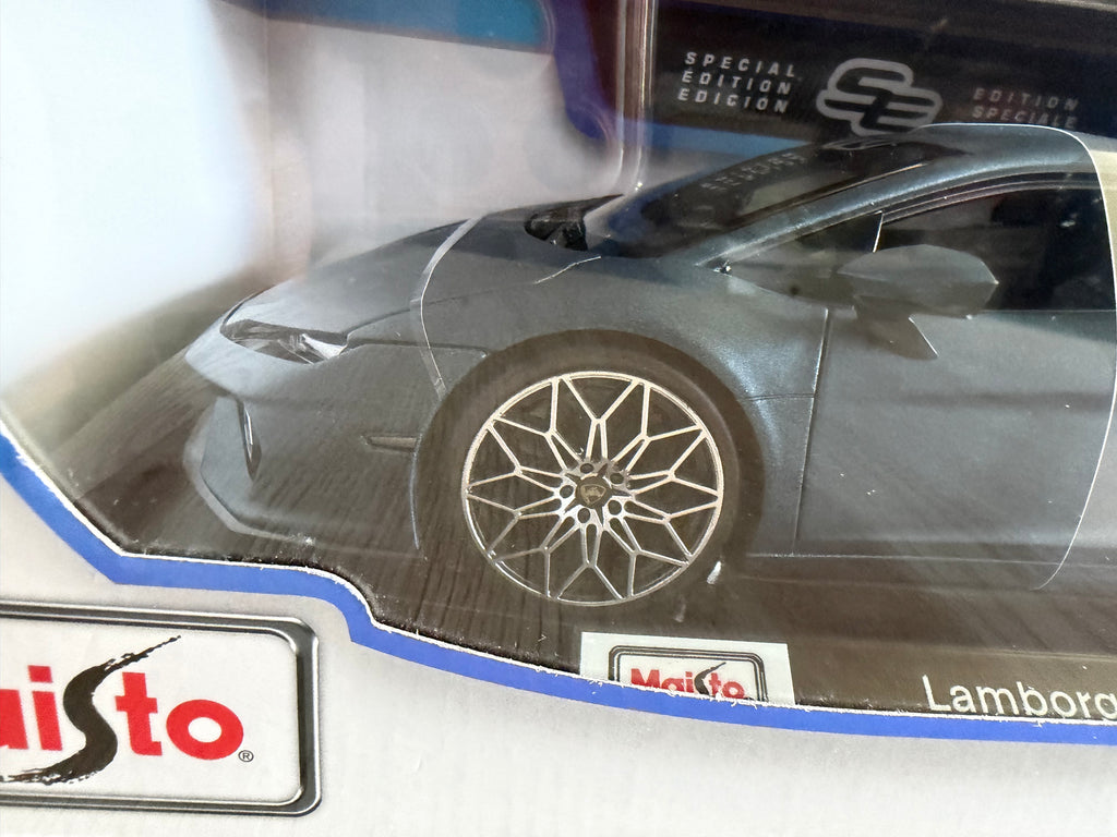 1:18 LAMBORGHINI TEMERARIO BLUE DIECAST BY MAISTO